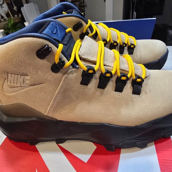 Nike Cygnal 'Desert Ore Navy Black' FV4332-201 Men's Size 10 Boots HIKING NEW - Picture 1 of 16